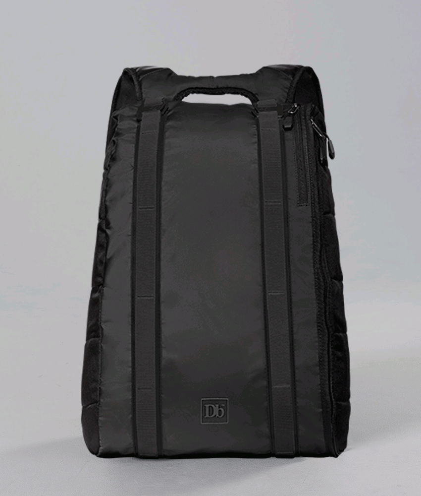 Douchebags Base 15L Veske Black Out