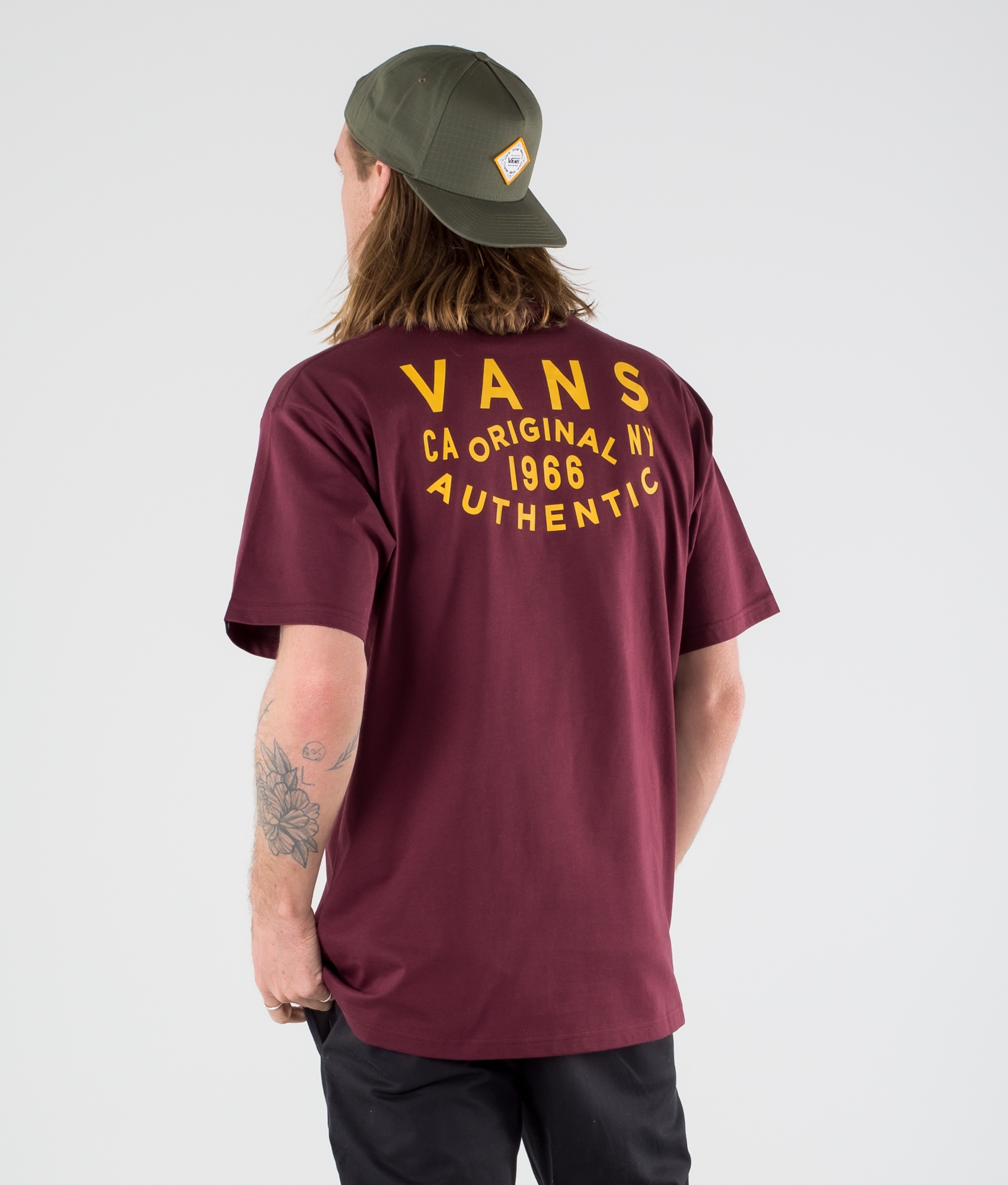 vans og patch t shirt