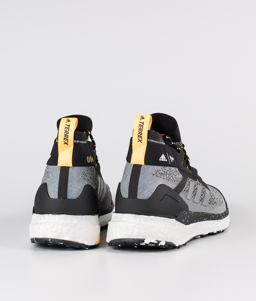 Adidas Terrex Terrex Free Hiker Parley Skor Core Black/Crystal White/Solar Gold