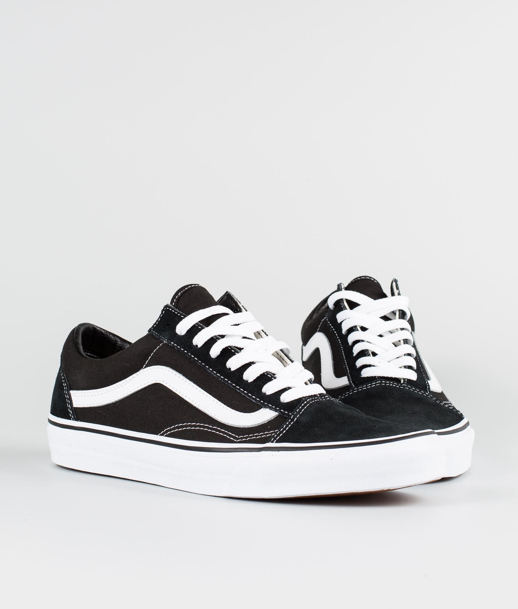 classic white and black vans
