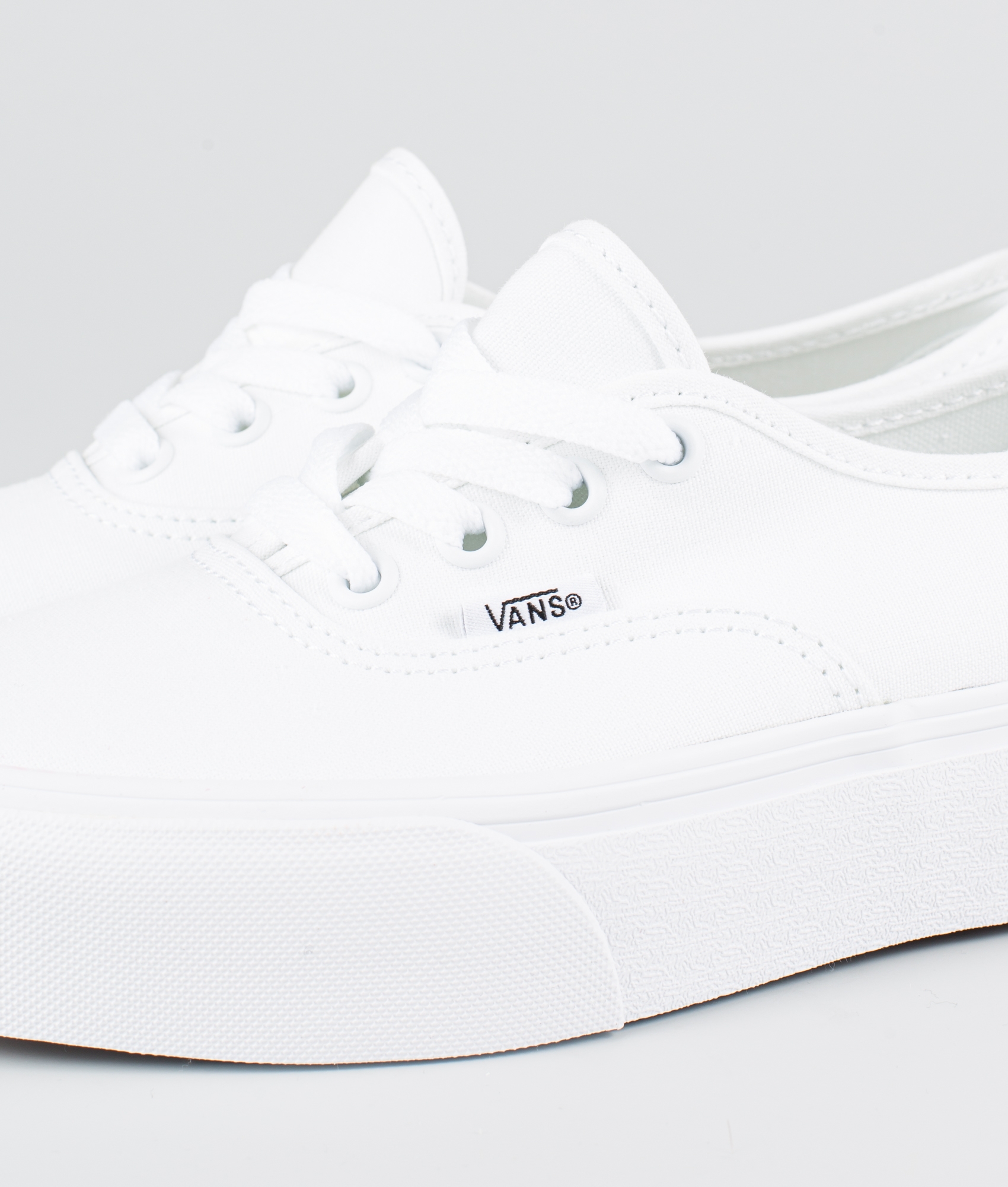 vans authentic platform 2.0 classic white & true white womens shoes