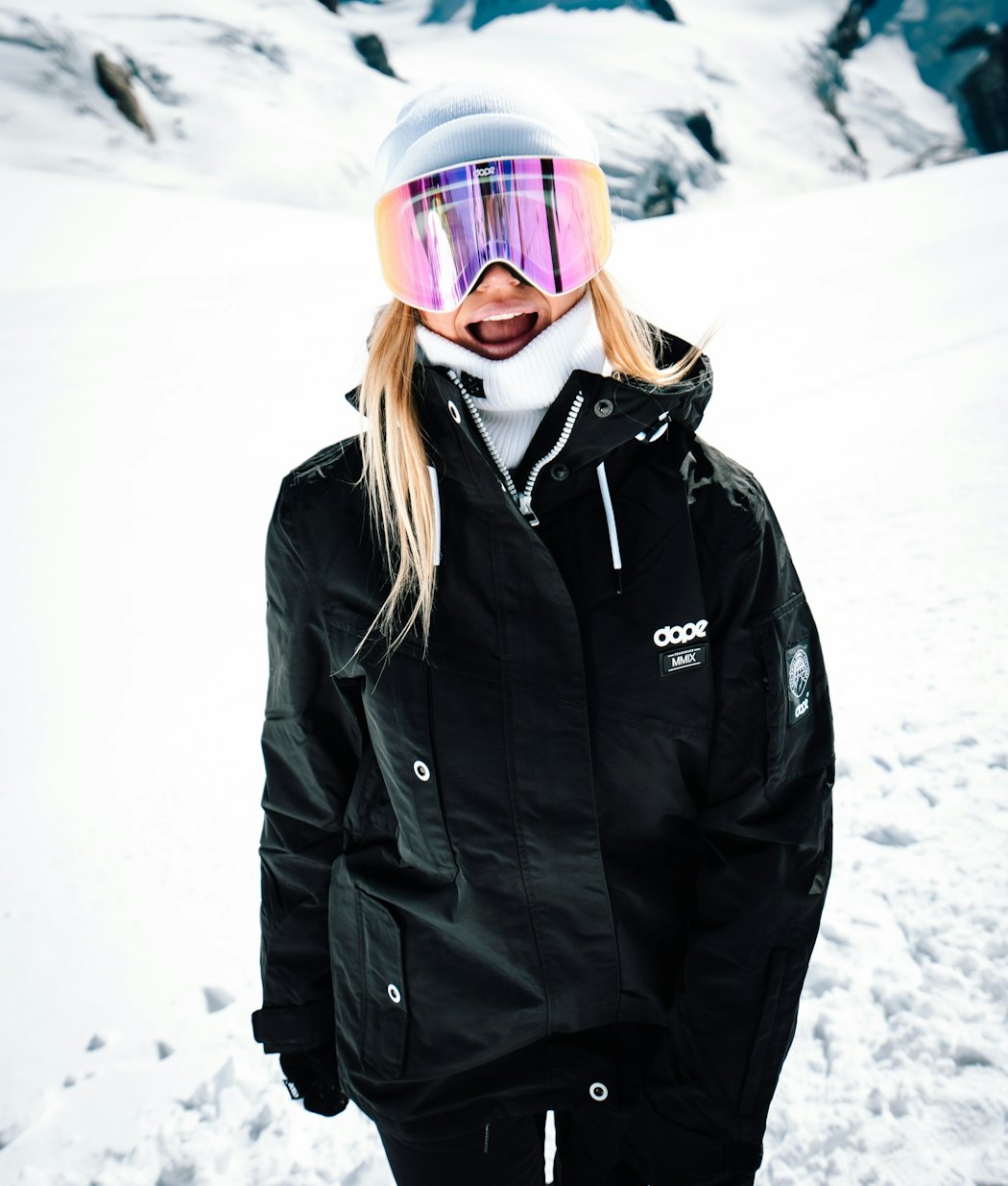 Adept W 2019 Snowboard Jacket Women Black Renewed