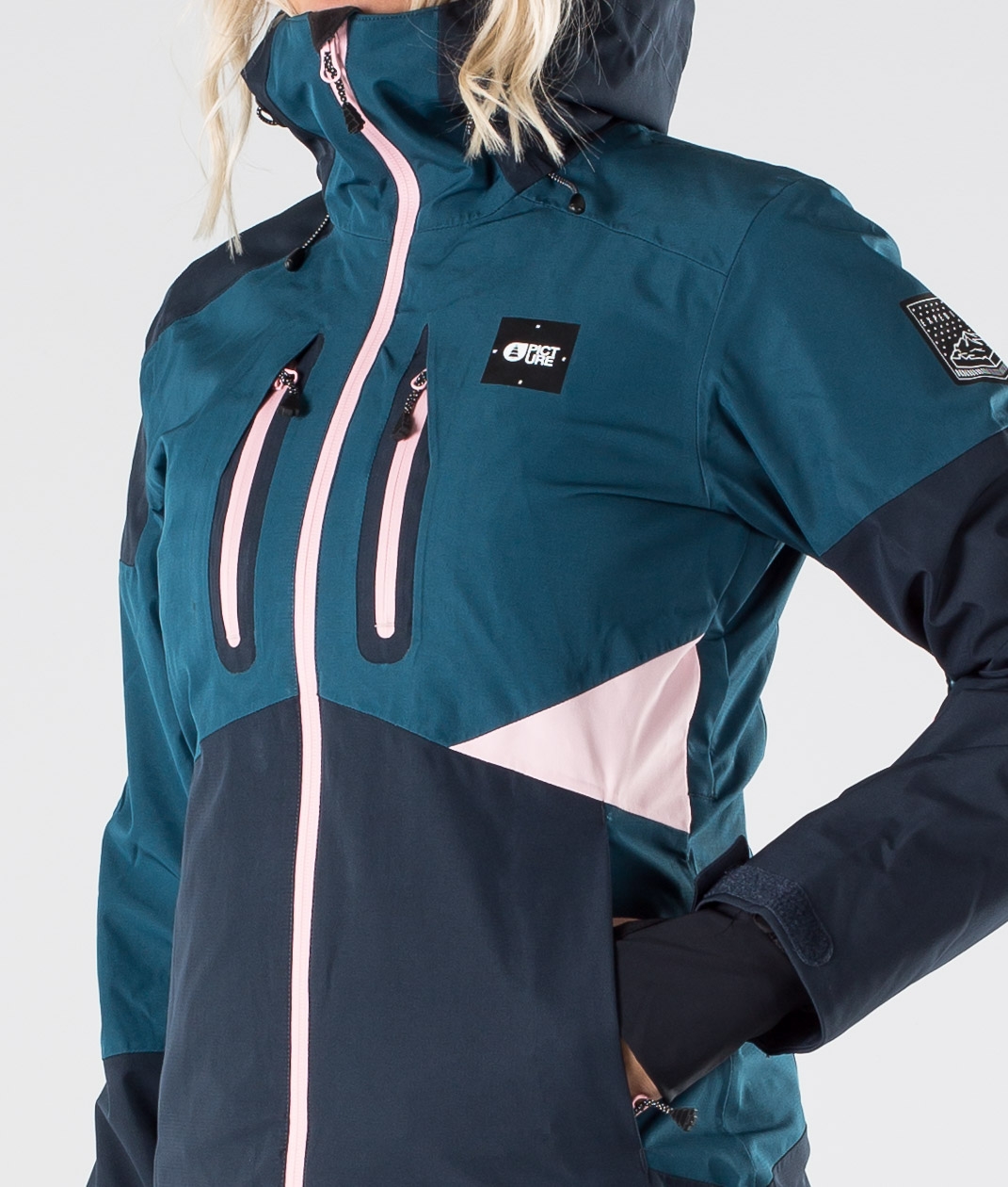 blue snowboard jacket womens