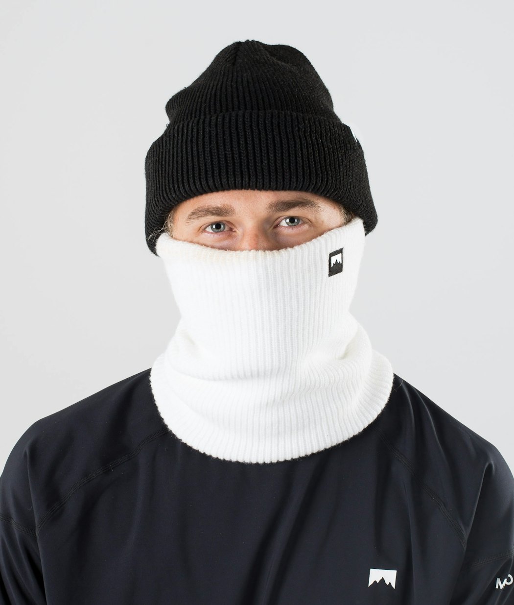 Montec Classic Knitted Men's Facemask White