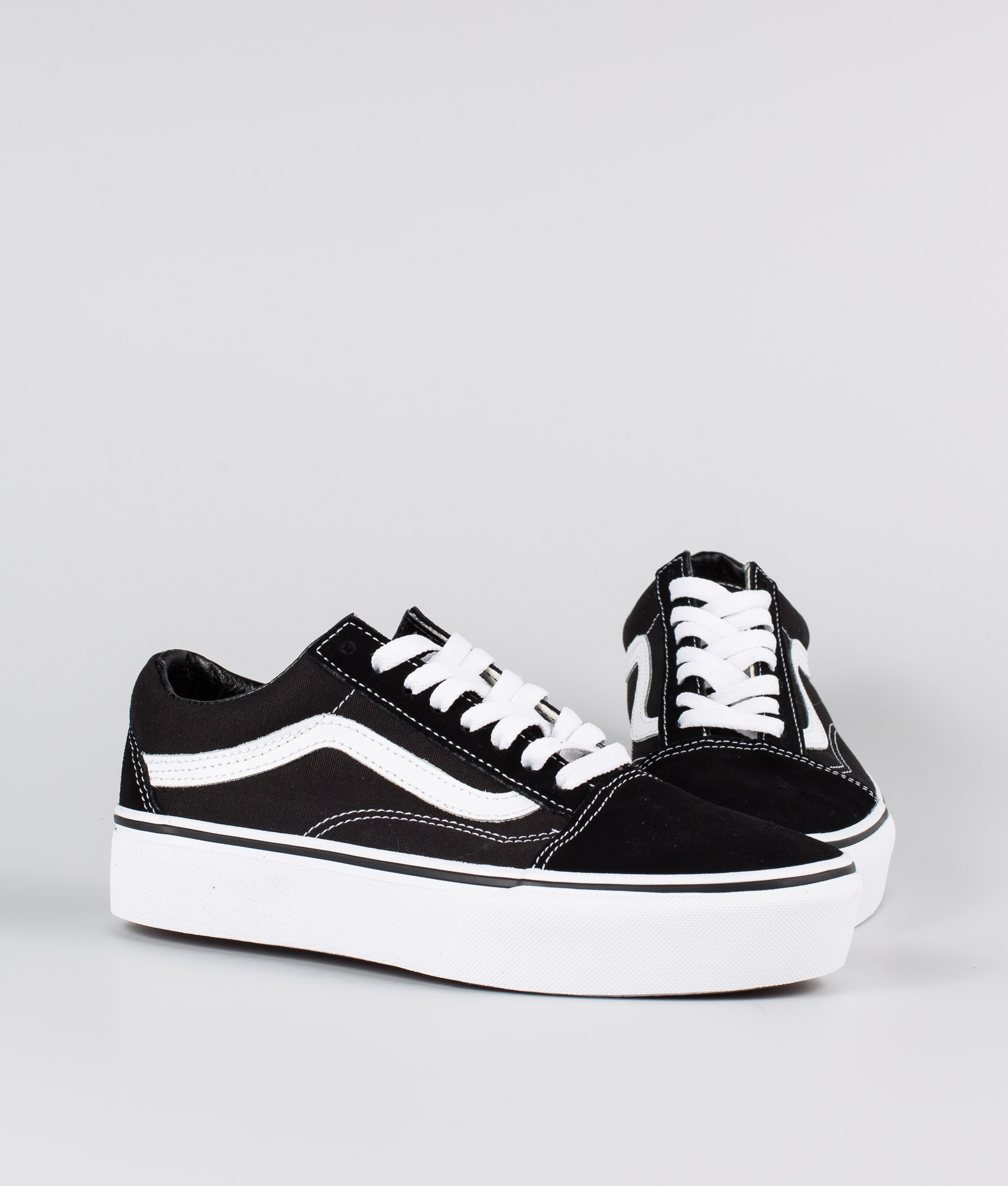 black and white vans boots