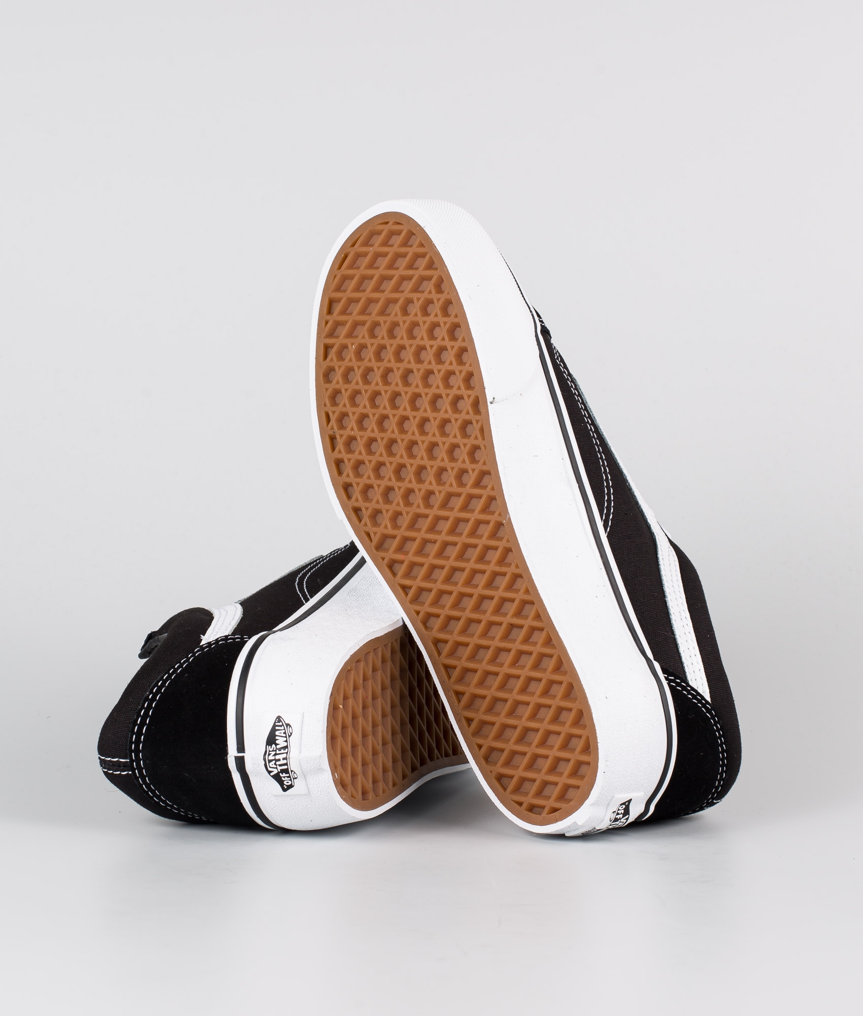 vans old skool platform black white