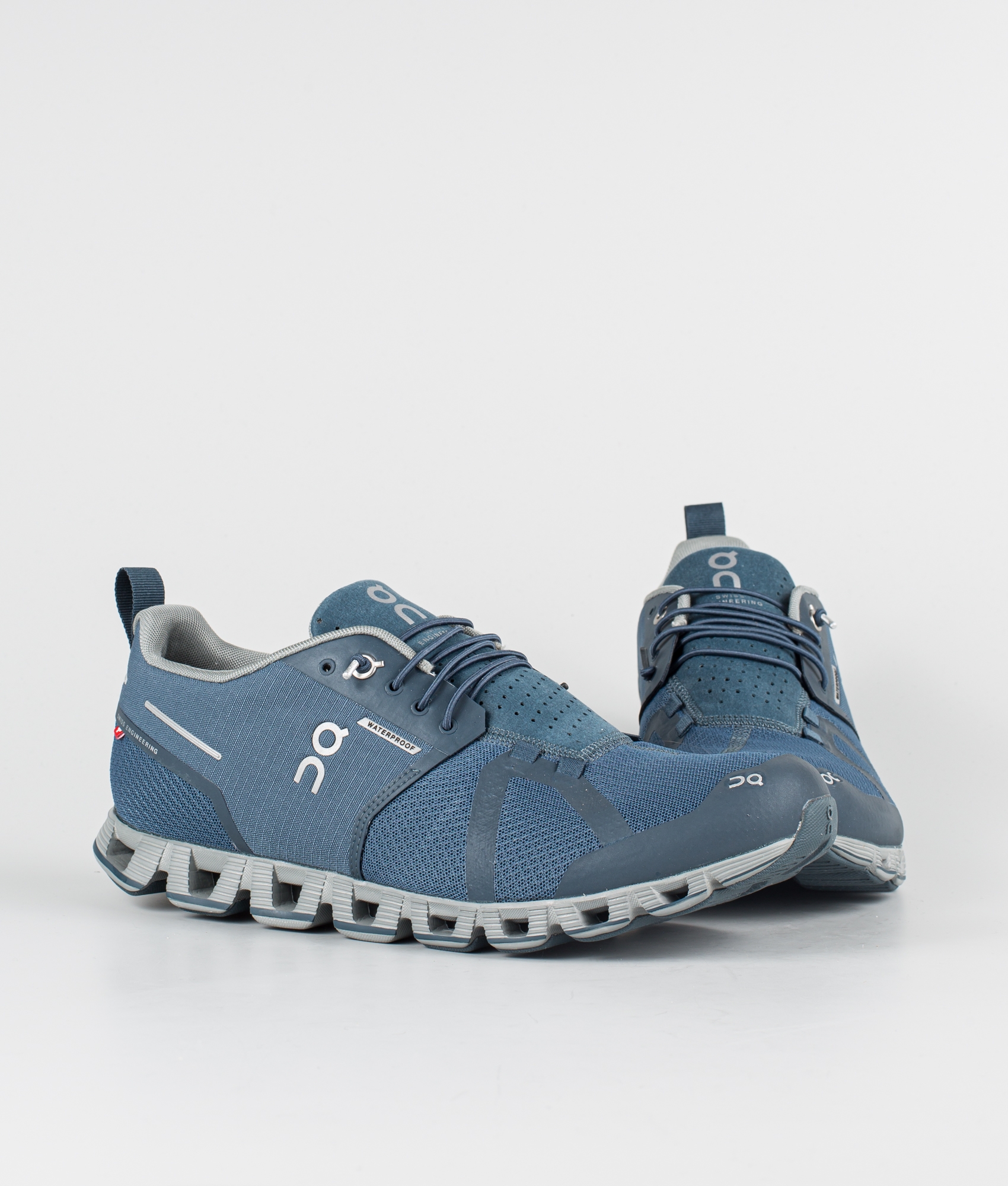 cloud waterproof storm