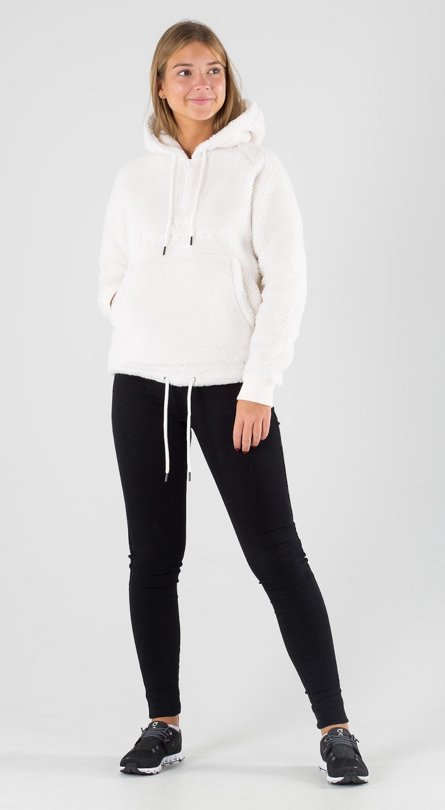 Peak Performance Original Pile Half Zip Off White Outfit Multi