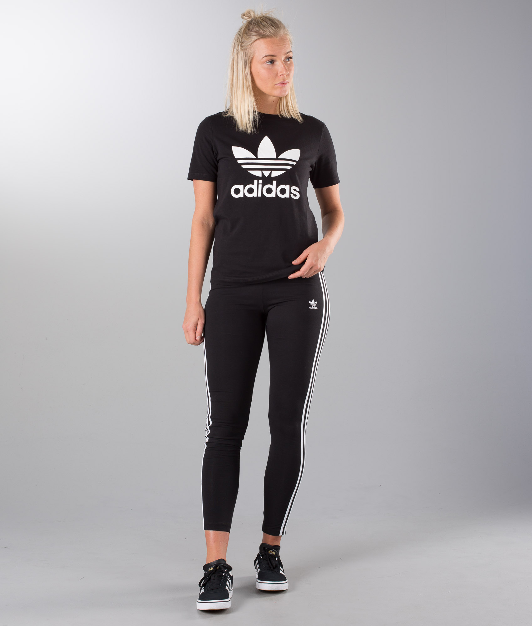 Adidas Originals Trefoil T Shirt BlackWhite Adidas Originals Trefoil T Shirt BlackWhite