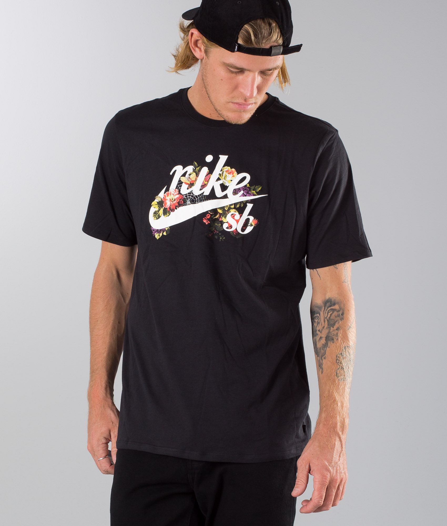 Nike Shirt Blackwhite Floral nl Ridestore Logo T xeodCWQrB