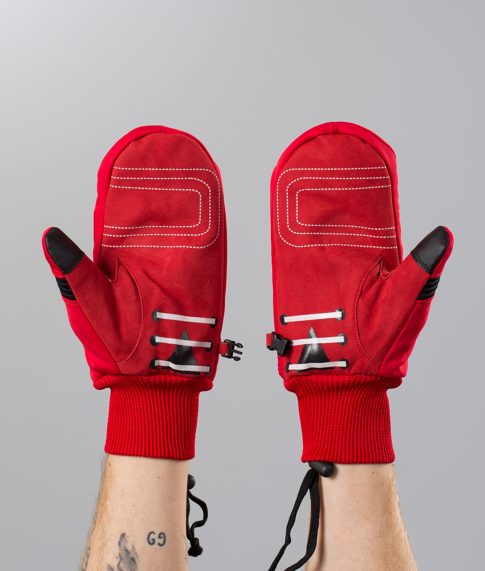 red ski mittens