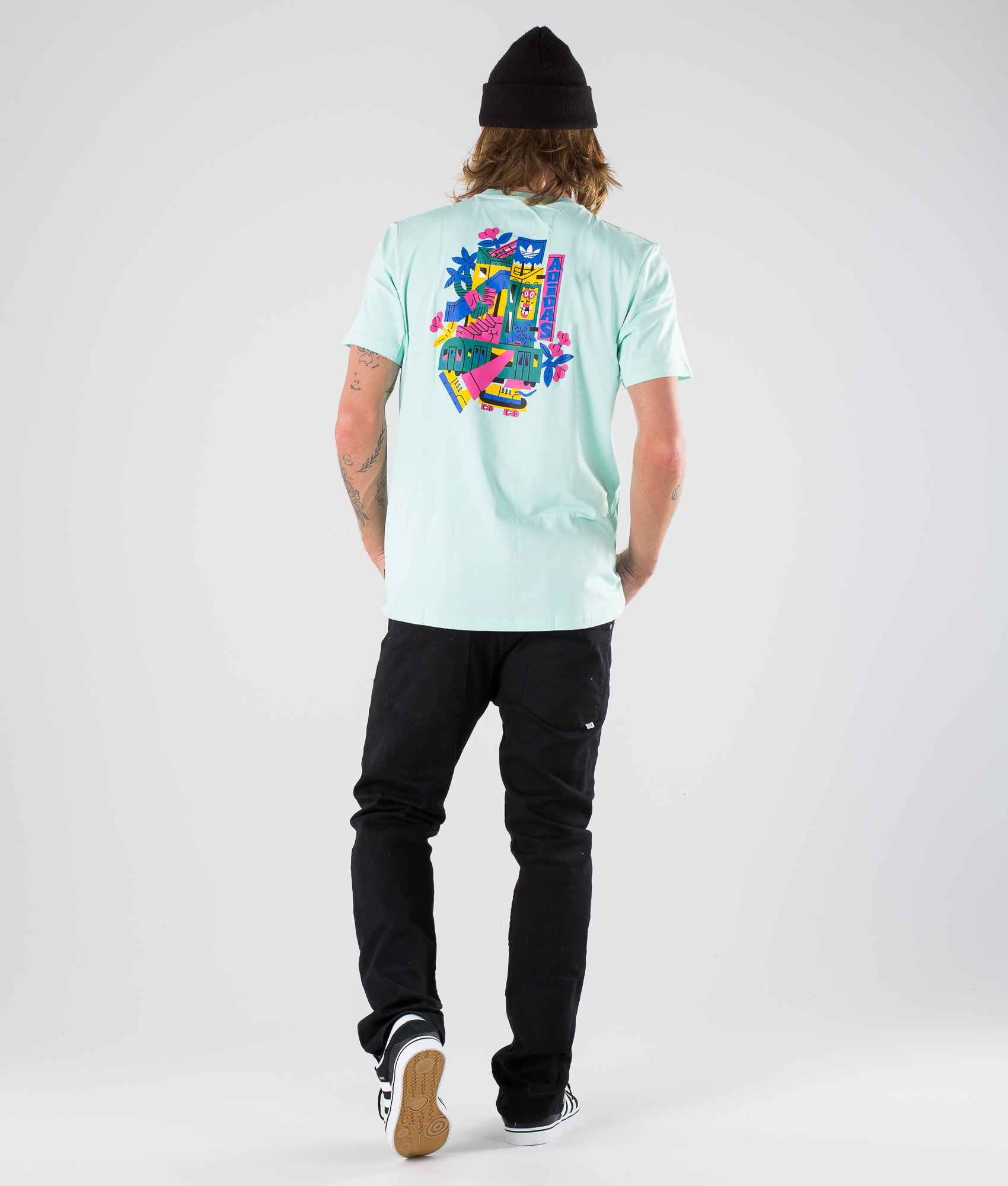 adidas wapato t shirt