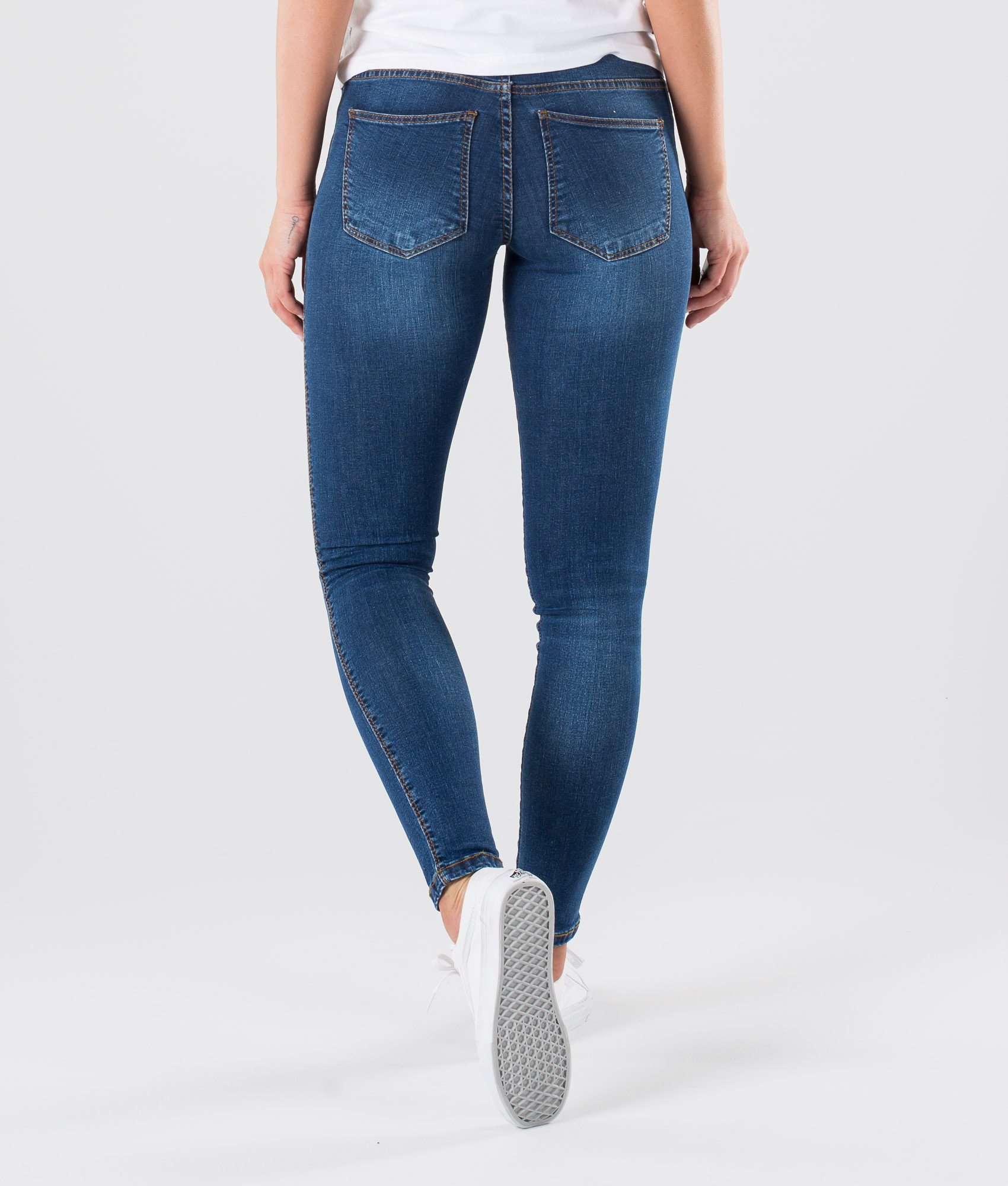 dixy dr denim
