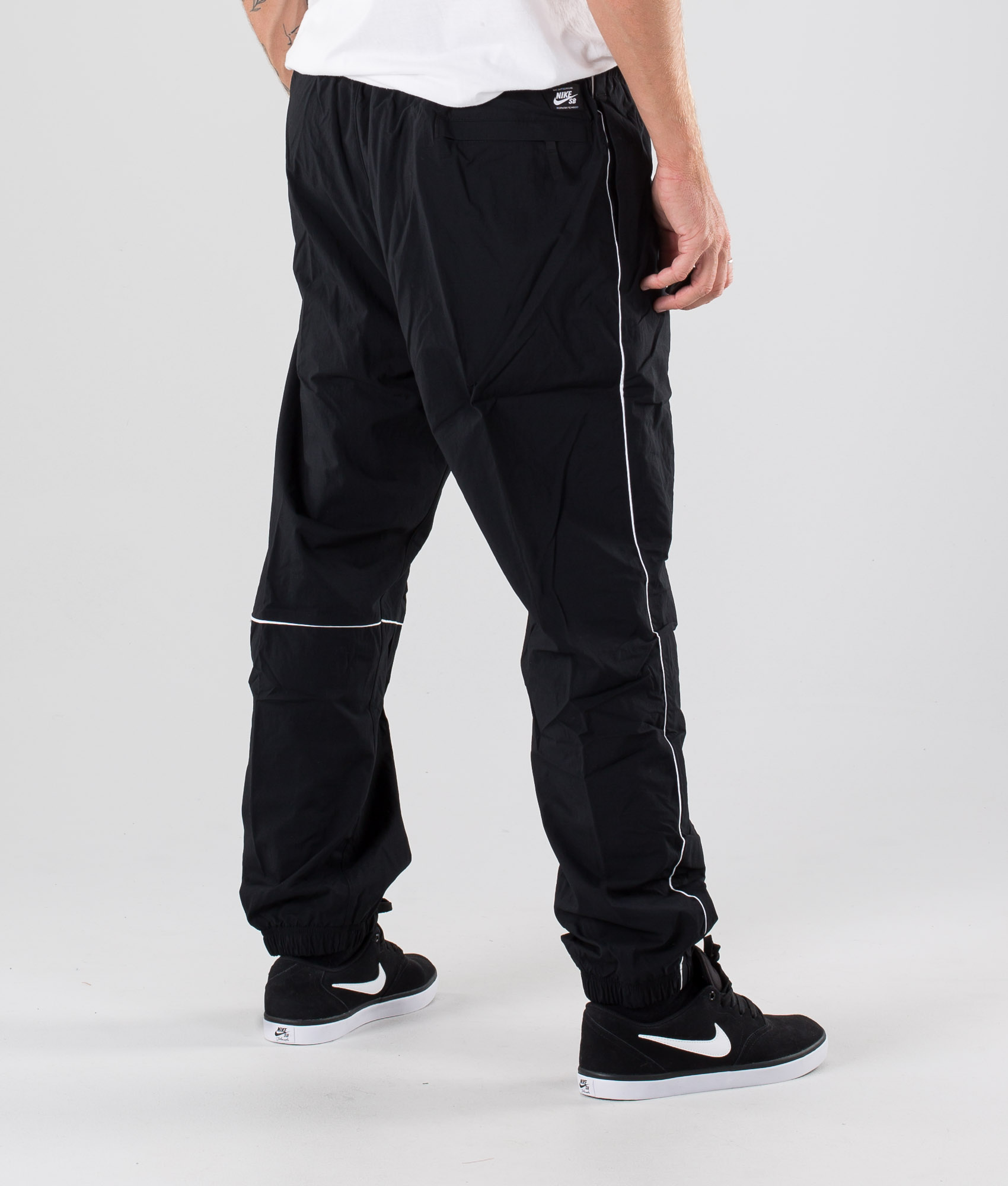 Hosen | Herren Nike PANT BlackWhite ⋆ AZ Heermann Hosen | Herren Nike PANT BlackWhite ⋆ AZ Heermann
