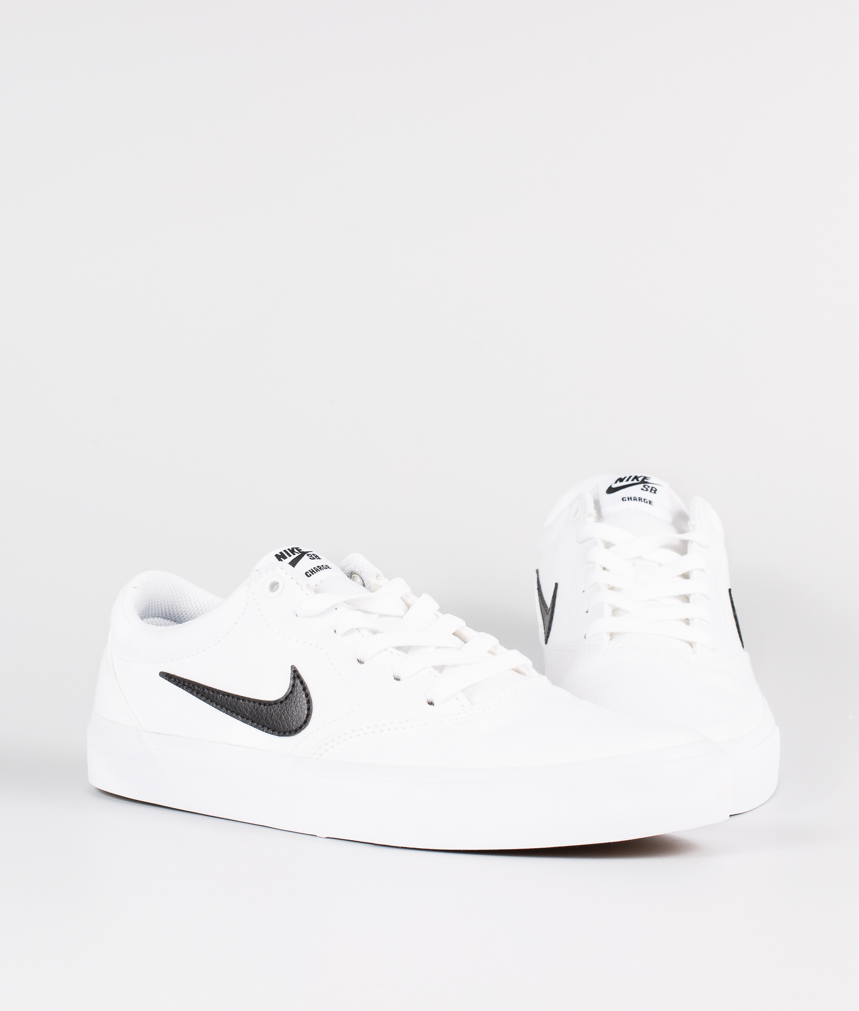 Nike SB Charge Canvas Shoes White/Black 
