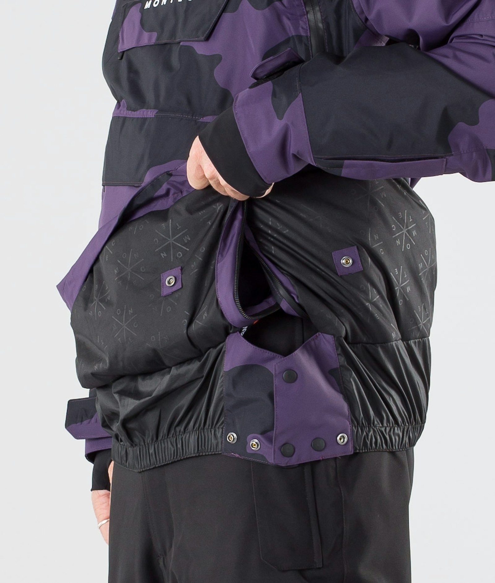 Doom 2019 Snowboard Jacket Men Grape Camo