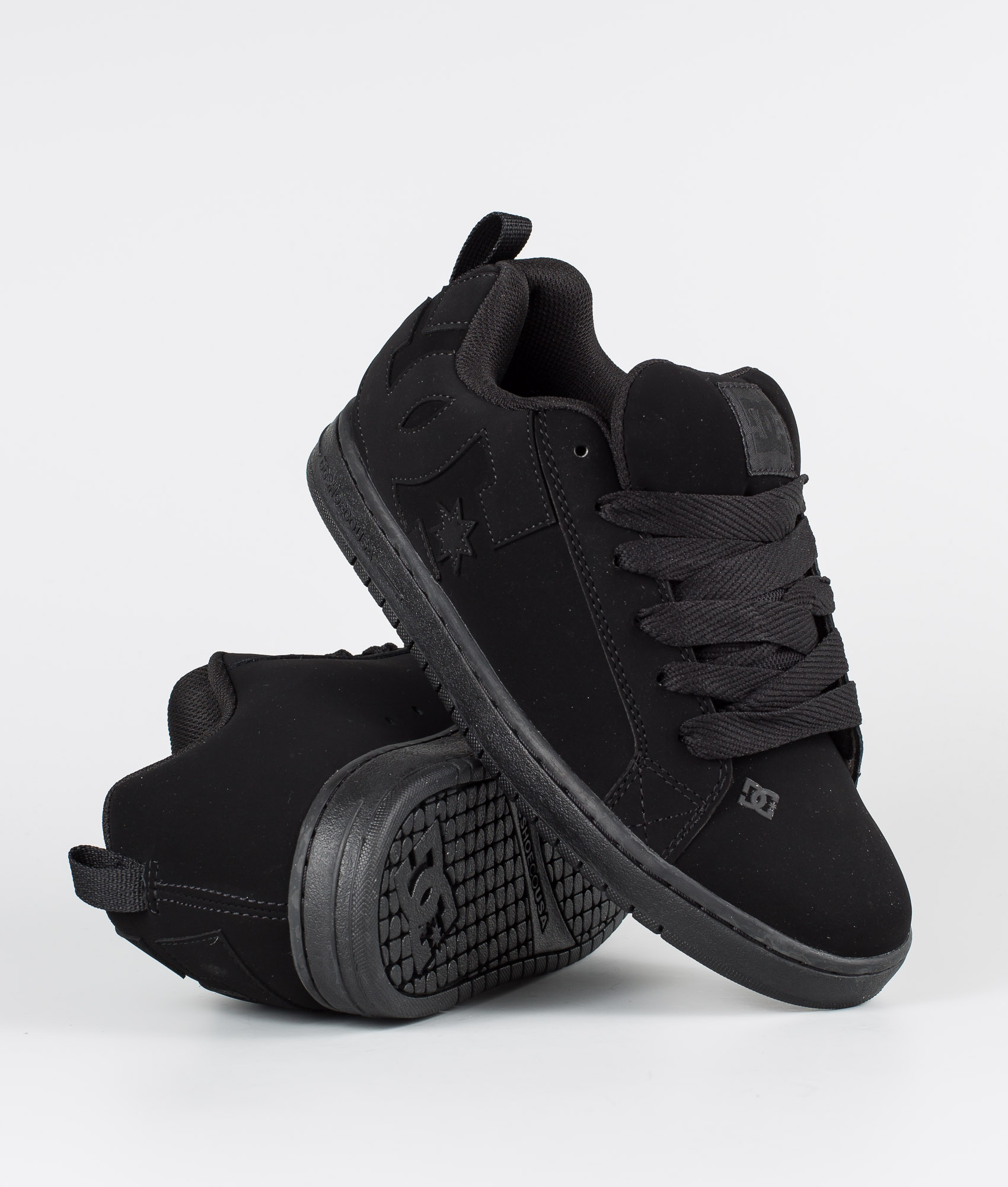 dc court graffik all black skate shoes