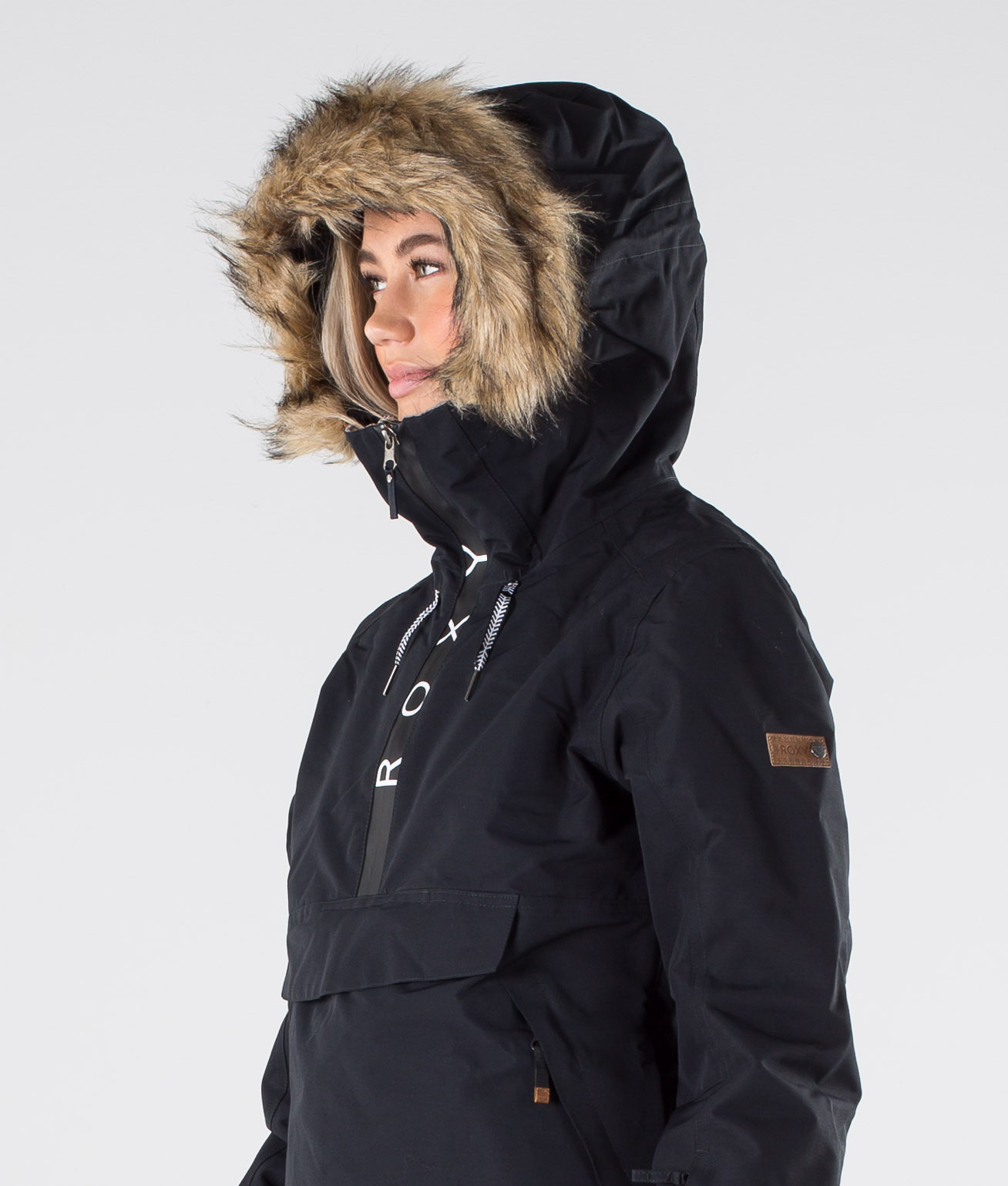 roxy shelter ski jacket in black