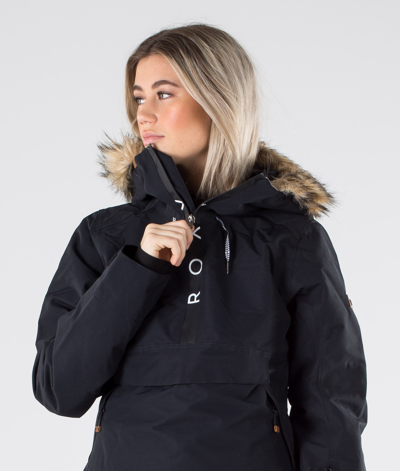 roxy shelter ski jacket in black