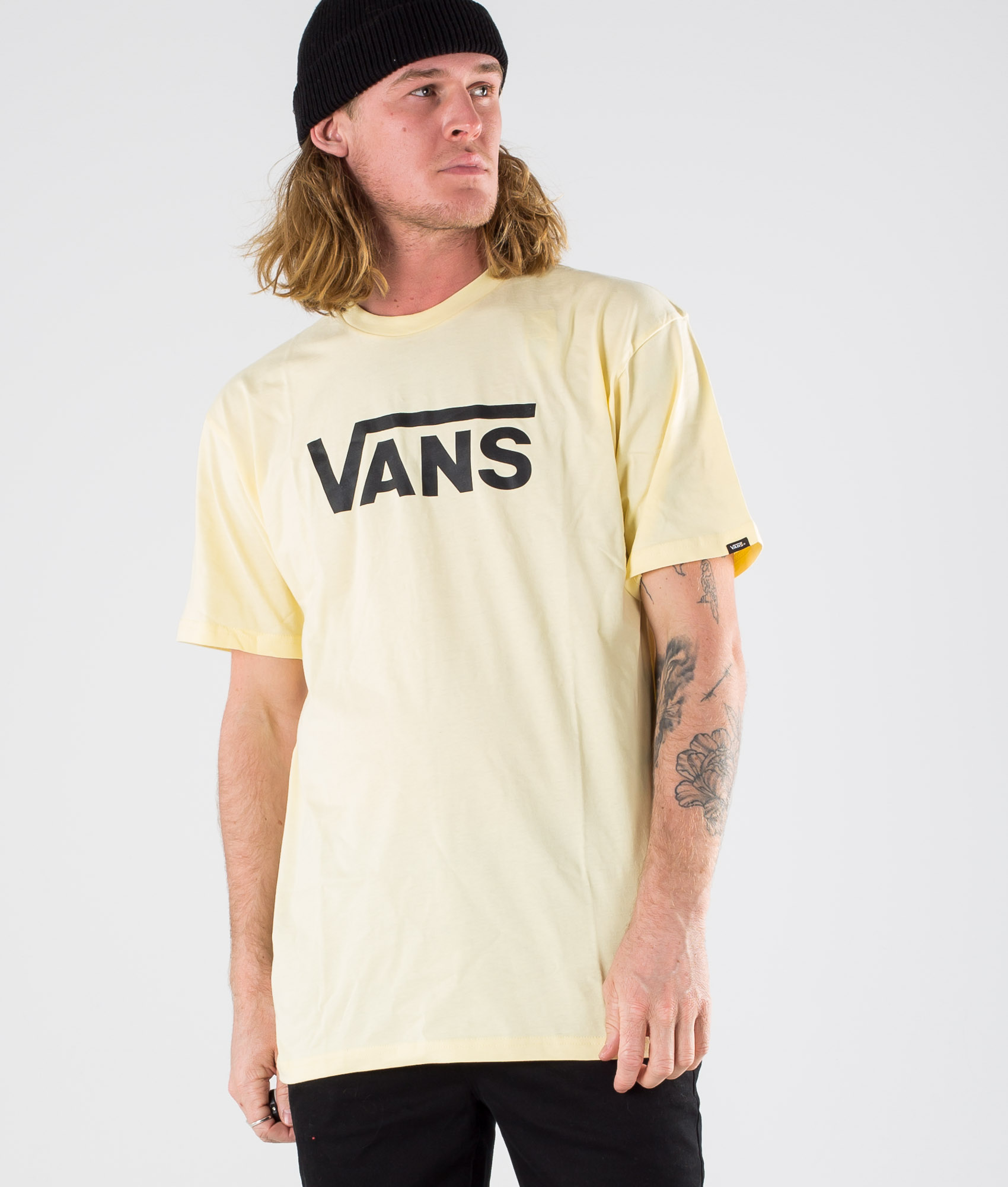 vans black and yellow shirt