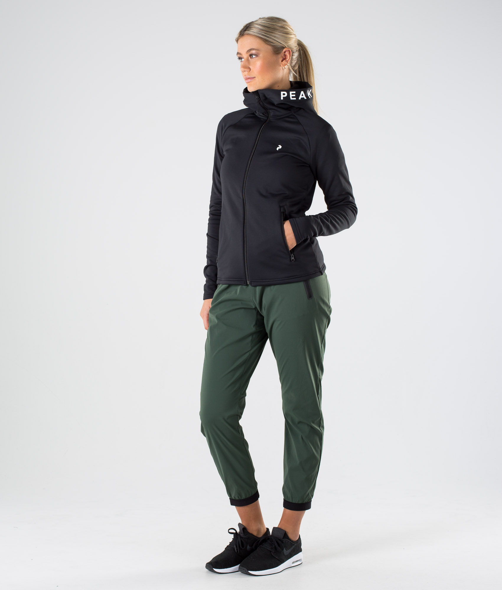 peak performance pulse hoodie