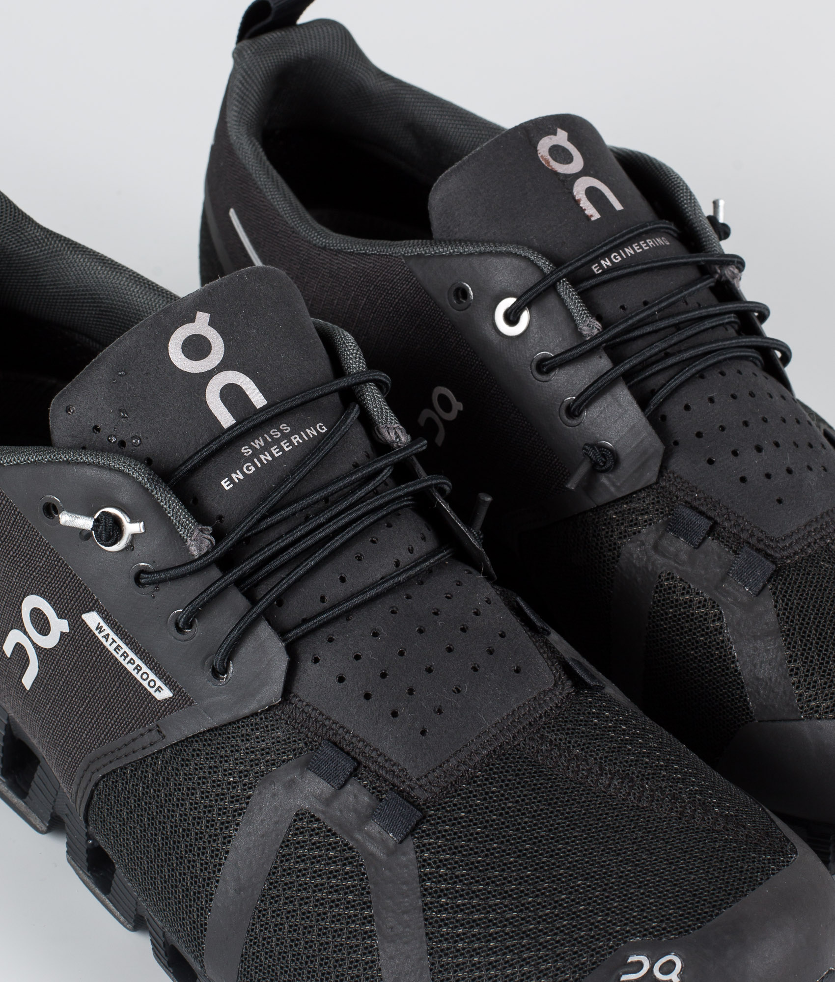 On Shoes Cloud Waterproof Sko BlackLunar Ridestore.no On Shoes W Cloud Waterproof Sko BlackLunar Ridestore.no