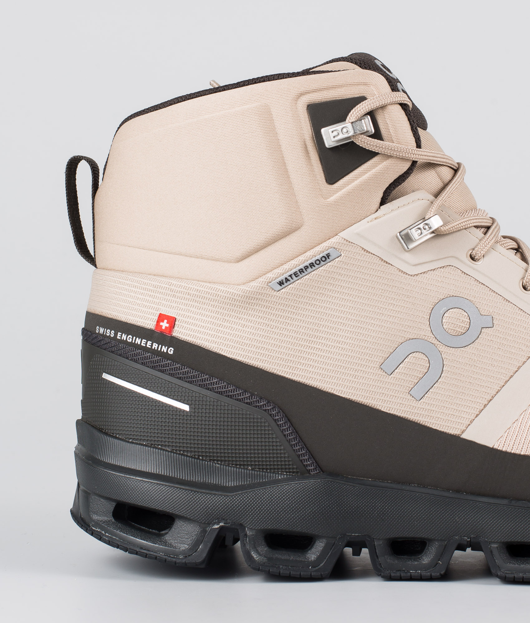 On Shoes Cloudrock Waterproof Sko SandBlack Ridestore.no On Shoes Cloudrock Waterproof Sko All Black Ridestore.no