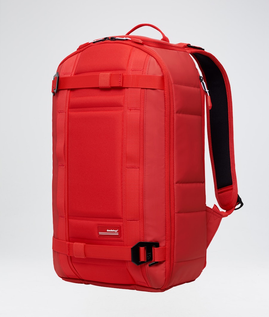 Douchebags The Backpack Tasche Scarlet Red