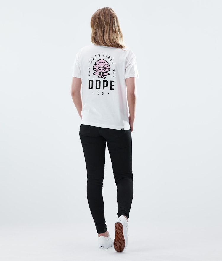 Regular T-shirt Donna Rose White