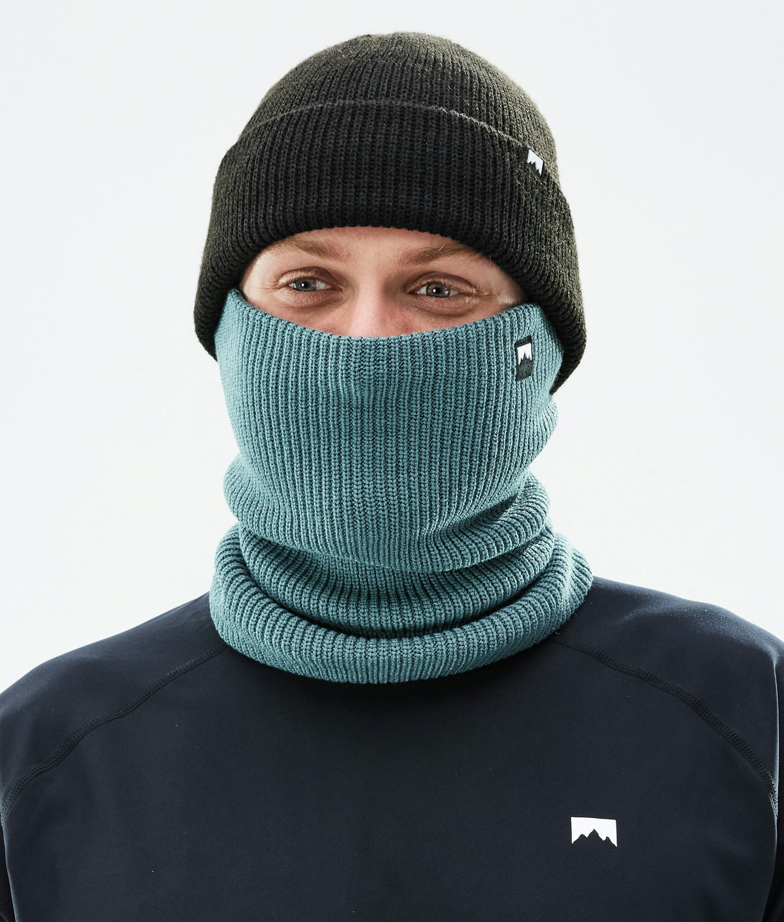 Classic Knitted Facemask Atlantic, Image 2 of 3