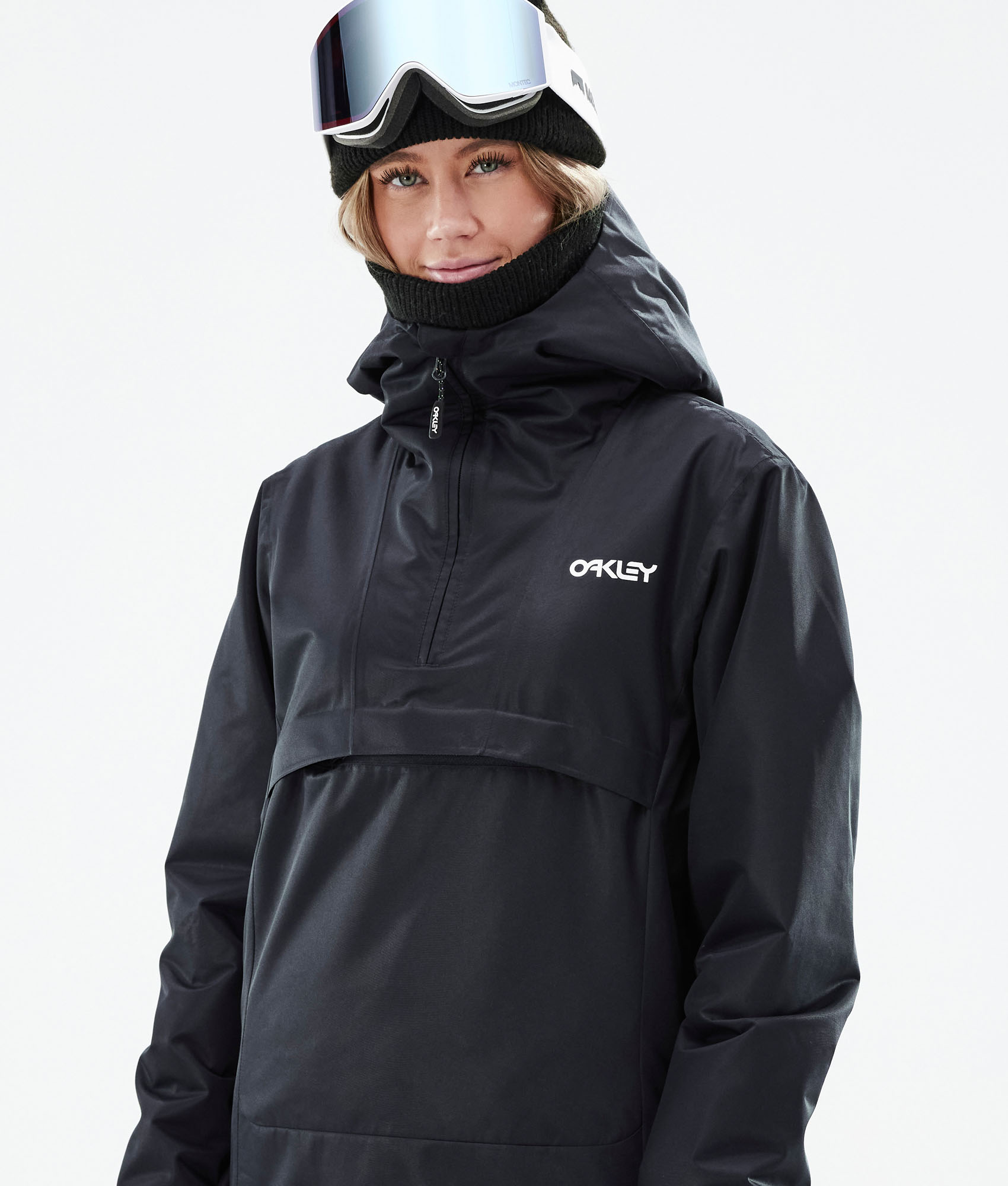 oakley ski outerwear