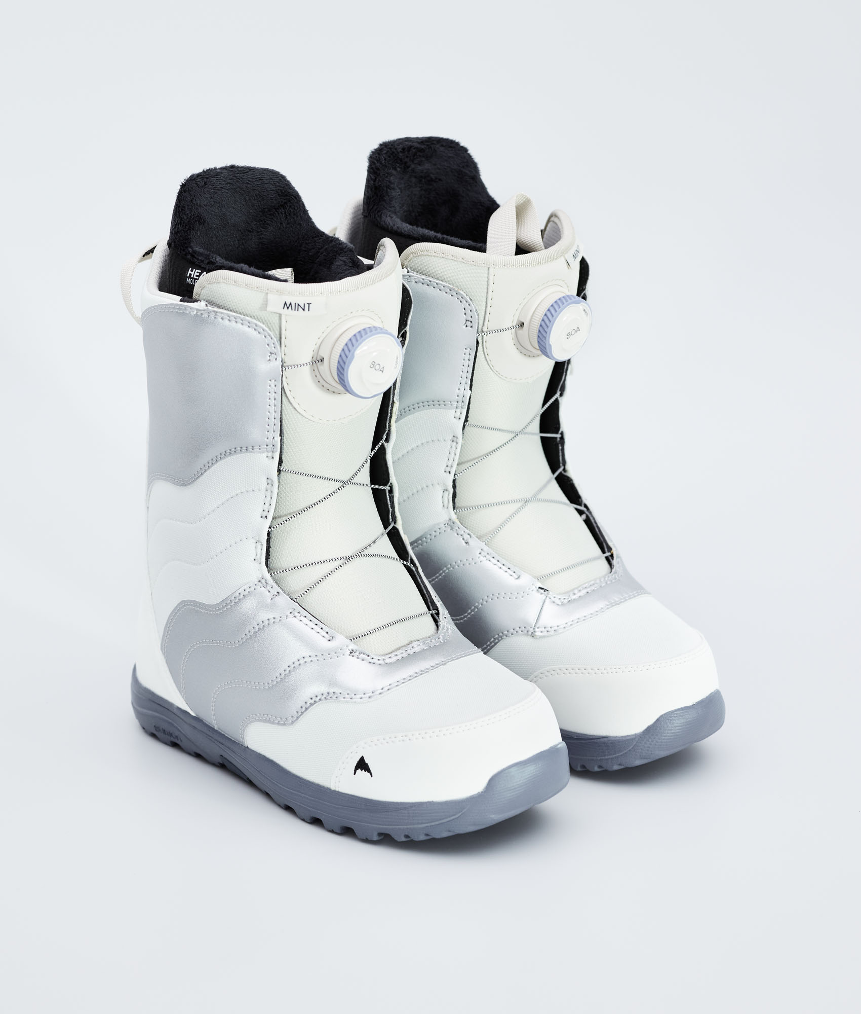 Brand New Womens 2022 Burton Mint BOA Snowboard Boots Stout White/ Glitter 