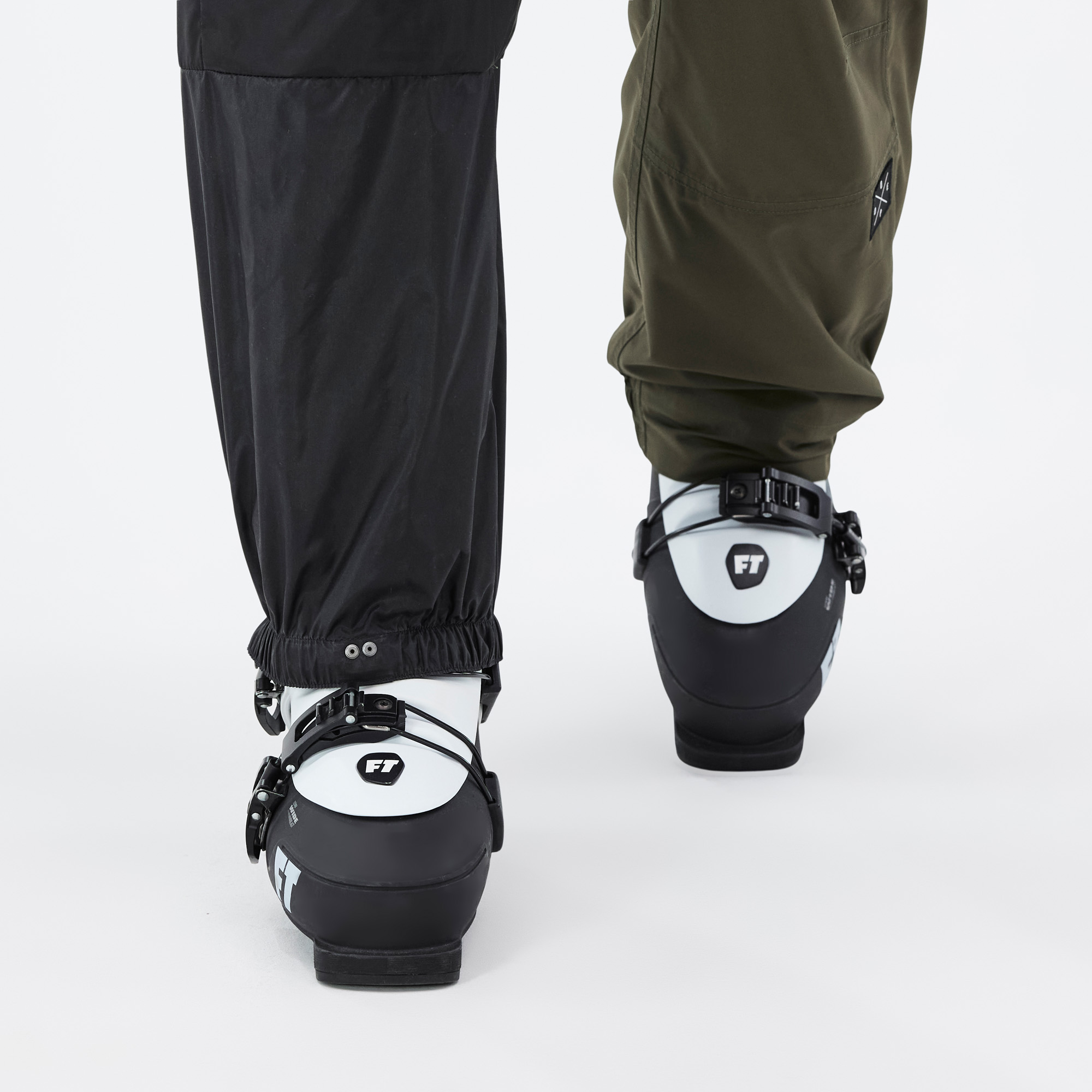 パンツ ALOUND 25's MOUNTAIN PANTS Olive Drab パンツ ALOUND 25's MOUNTAIN PANTS Olive Drab ALOUND 25's MOUNTAIN