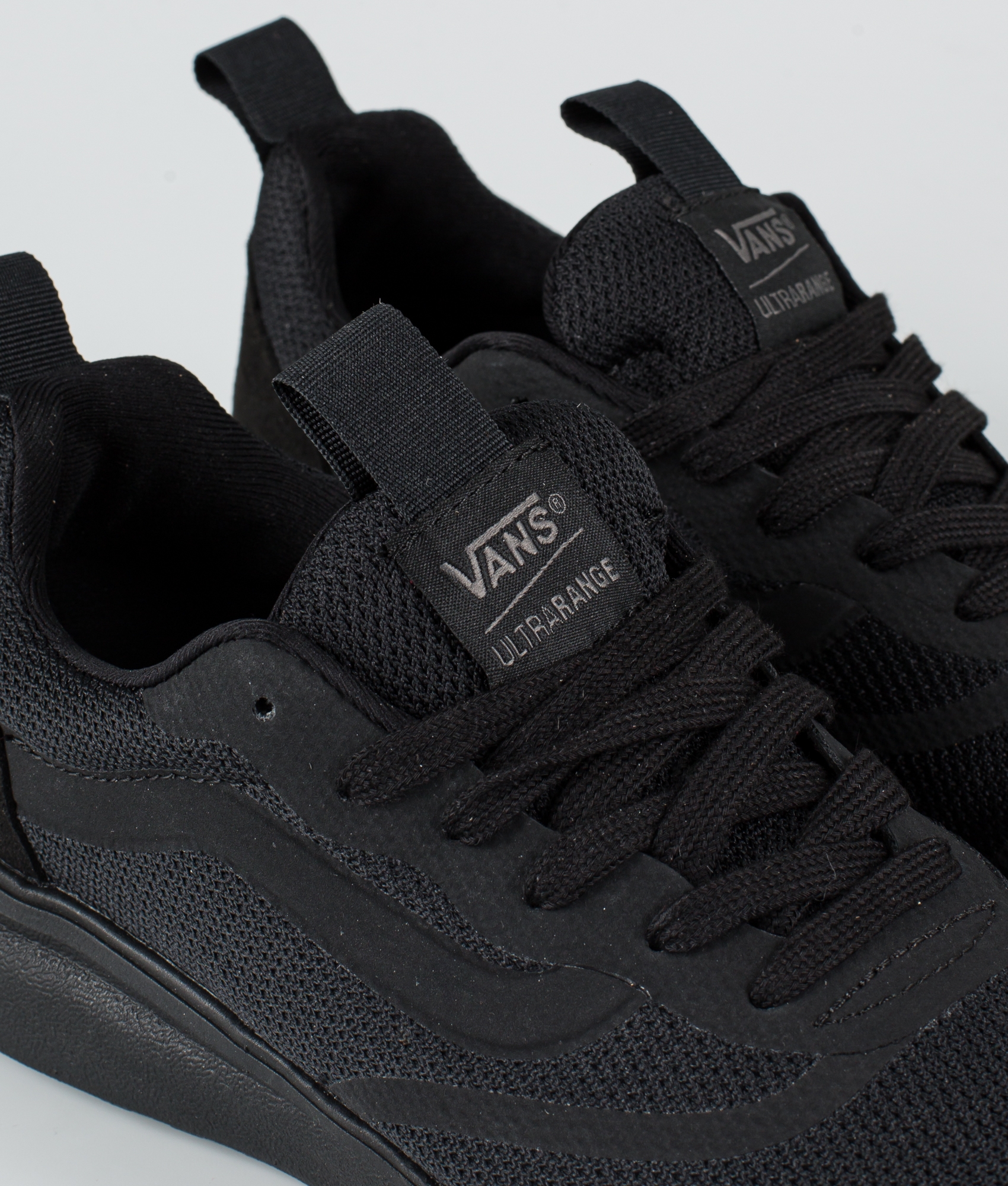 vans ultrarange rapidweld shoes