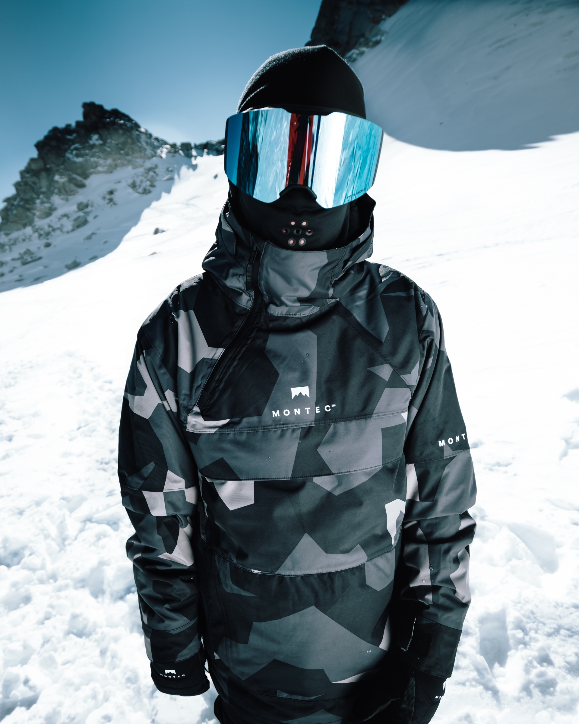 Montec Dune Snowboard Jacket Night Camo