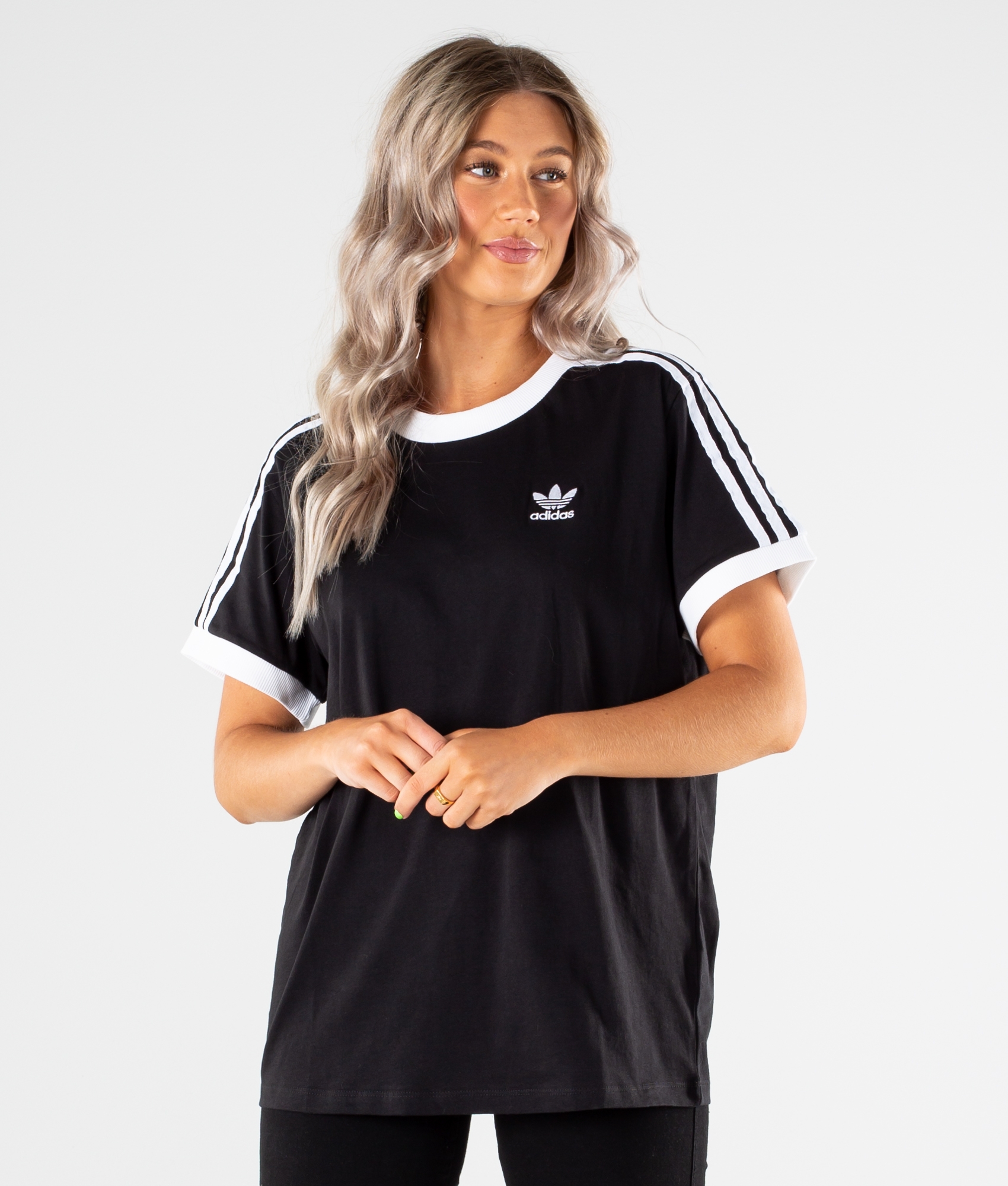 Adidas Originals 3 Stripes T-shirt Black | Ridestore.se