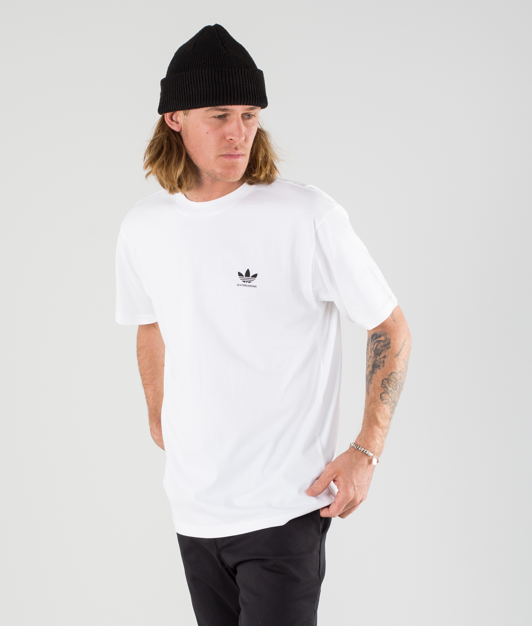 aire cuero Pigmento Adidas Skateboarding 2.0 Logo T-shirt Men White/Black | Ridestore.com