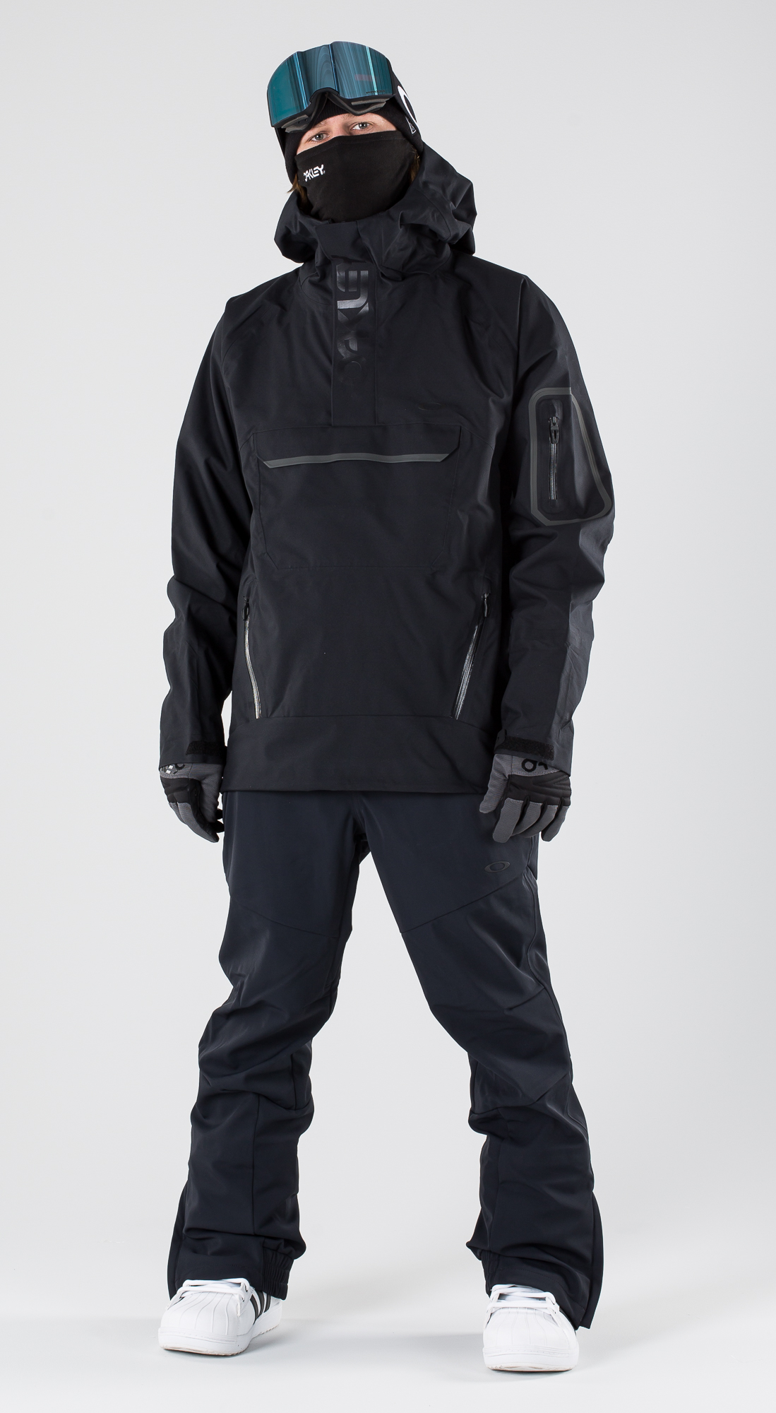 oakley snowboard clothing