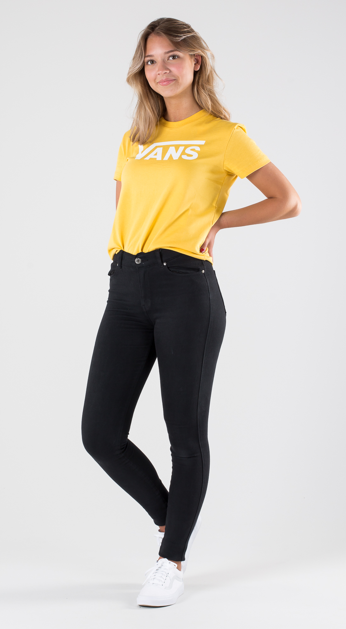 vans yellow outfit