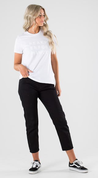 Peak Performance Ground Tee 1 White Outfit Ridestore