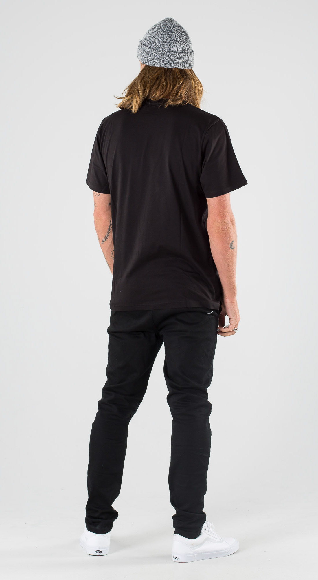 vans black and white outfit